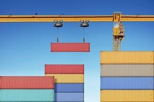 Cargo_Containers_Crane_iStock_000020516834.jpg